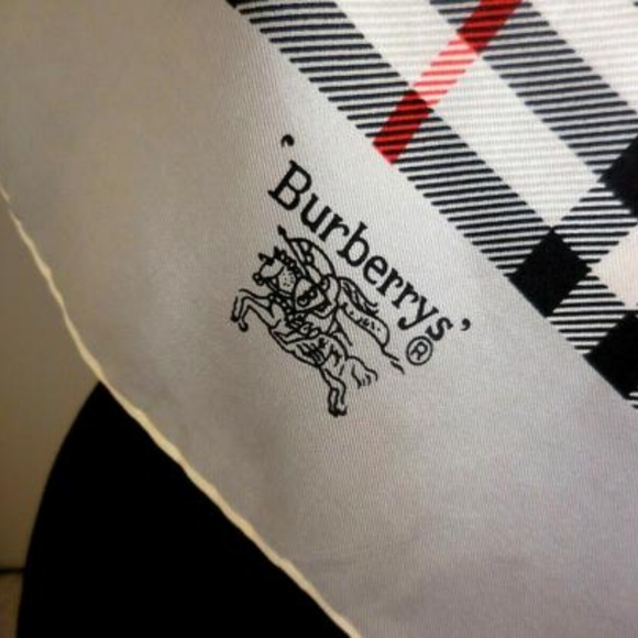 Burberry Blue/Red/White/Black Plaid Haymarket Nova - Picture 2 of 8